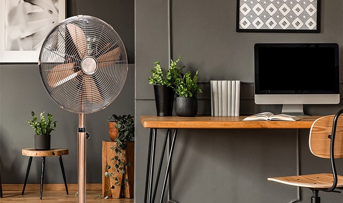 BESTRON DFS45SCO RETRO TRIPOD VENTILATOR