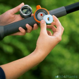 4078500555005 CHEMIE HOUDER GARDENA WATERSTEEL 150CM